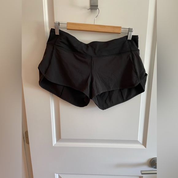 Lululemon shorts - Picture 1 of 3